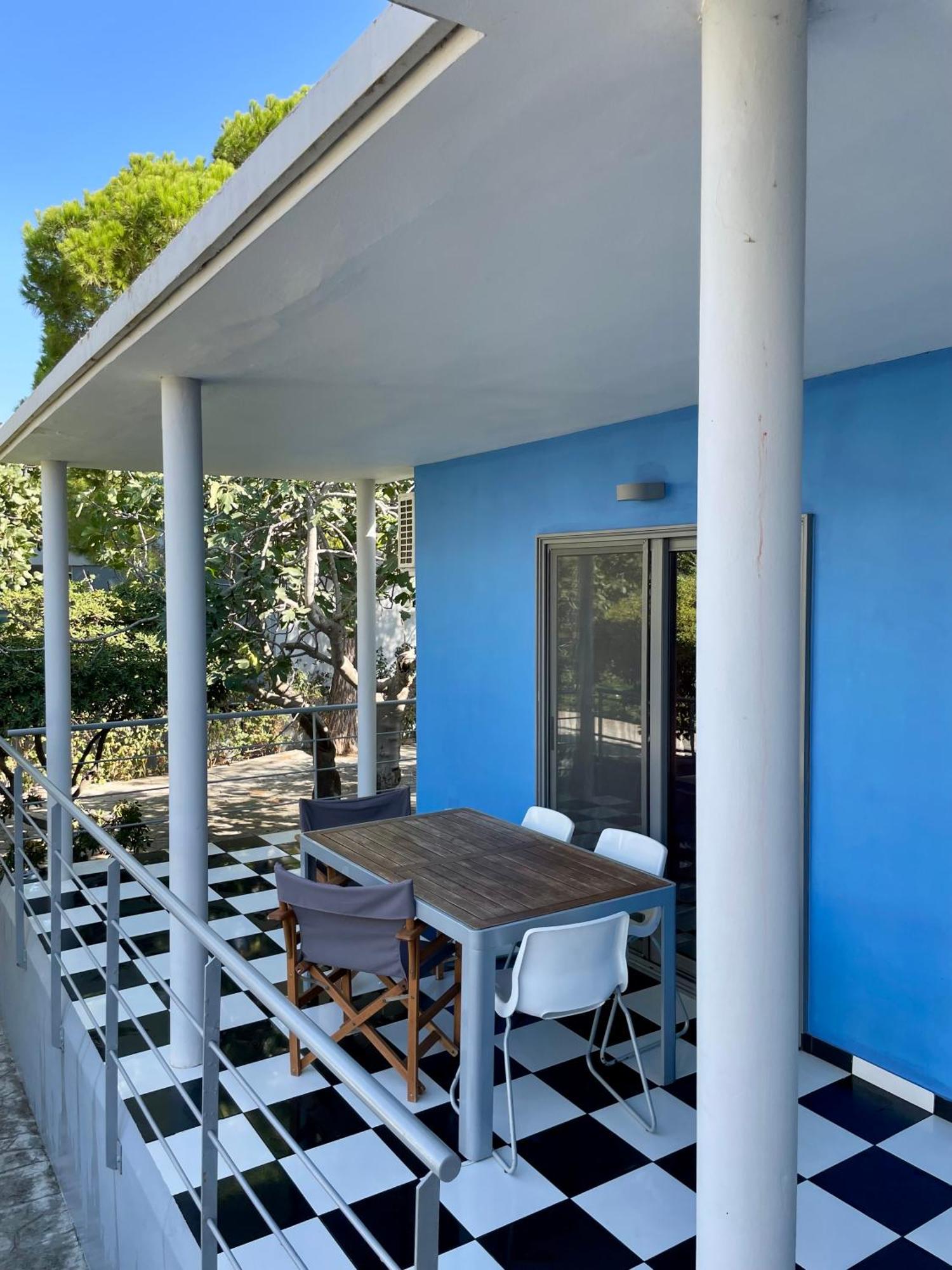 Architect'S Summer House By The Beach Porto Rafti Exterior photo